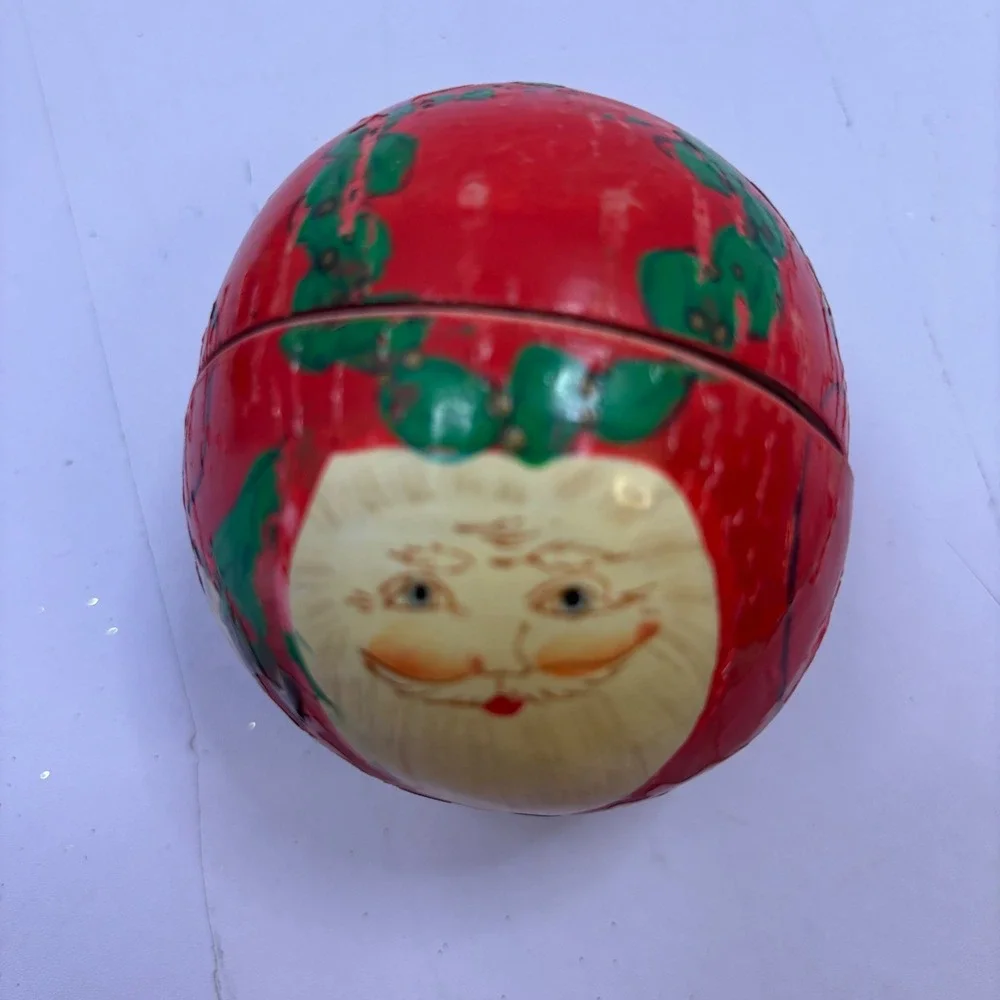 Vintage Santa Claus Wooden Nesting Spheres With 3 Christmas Matryoshka Dolls